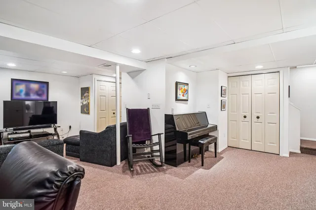 $729,000 | 7612 Epsilon Drive, Rockville, MD 20855