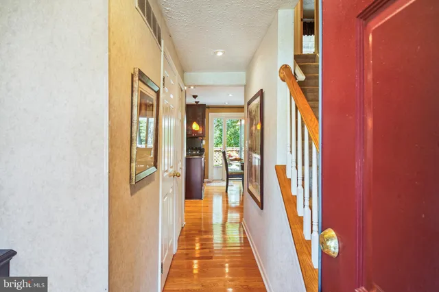 $729,000 | 7612 Epsilon Drive, Rockville, MD 20855