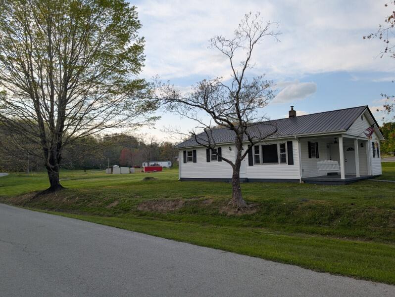 1328 Sweet Water Road Berea, KY 40403 - Photo 2 of 33 8BAE31