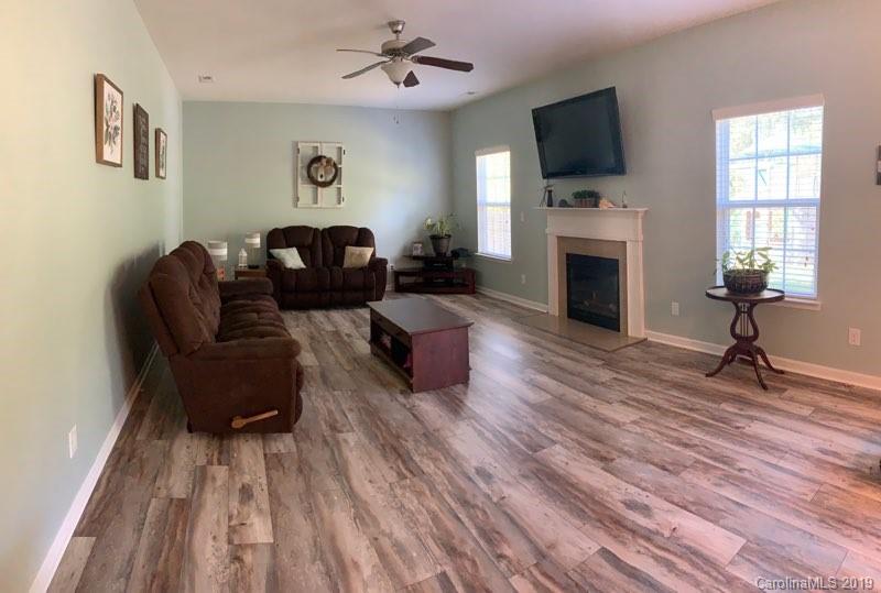 7596 West Berkeley Road Denver, NC 28037 - Photo 3 of 7