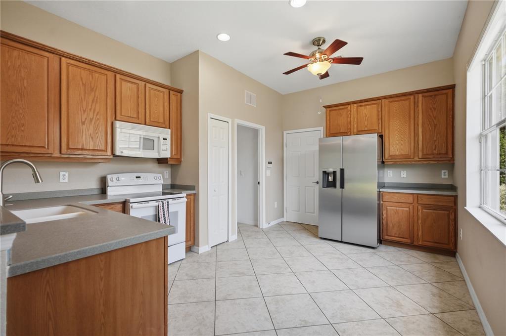 5421 Cappleman Loop Brooksville, FL 34601 - Photo 11 of 42