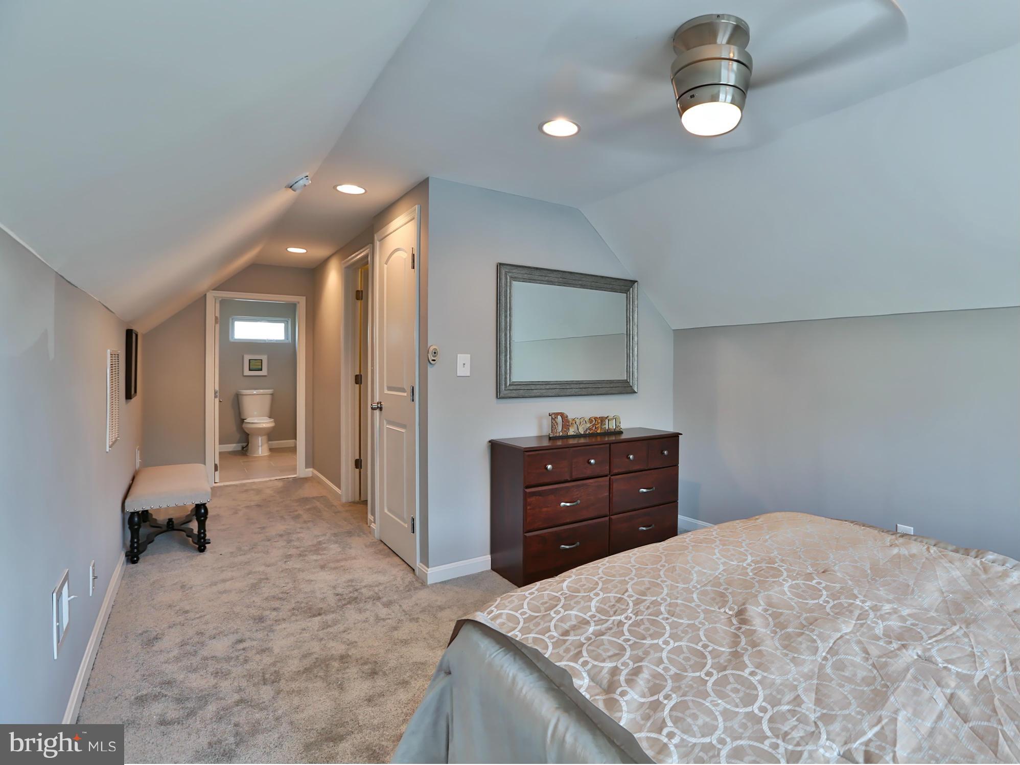 3422 Kimble Road Baltimore, MD 21244 - Photo 11 of 30 Your Own Private Retreat