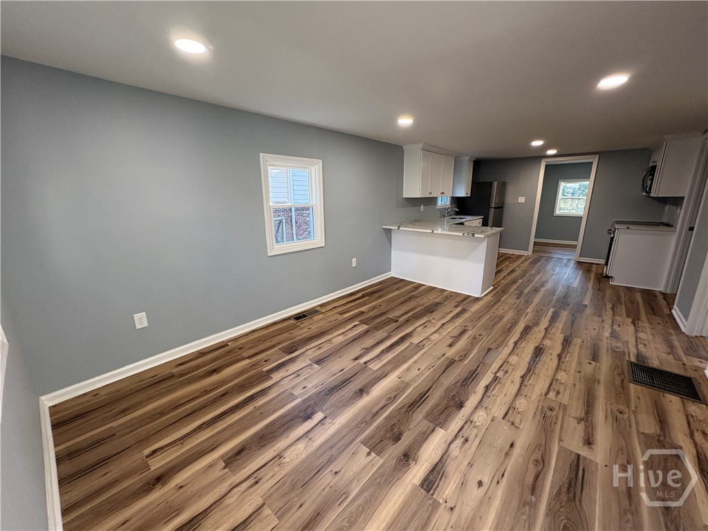 286 Pine Avenue Commerce, GA 30529 - Photo 6 of 23