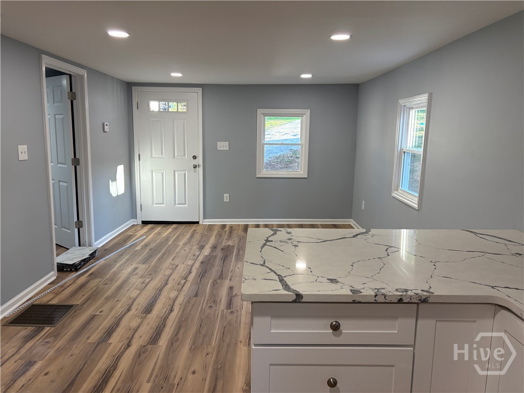 286 Pine Avenue Commerce, GA 30529 - Photo 9 of 23