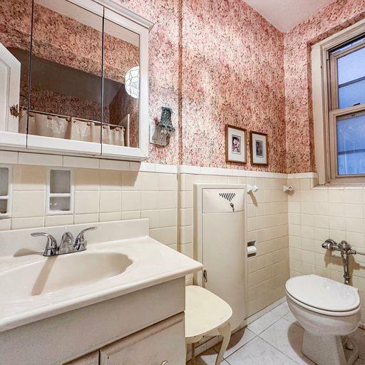9437 Shore Road, Unit C8 Brooklyn, NY 11209 - Photo 17 of 28 Gallery Image 17