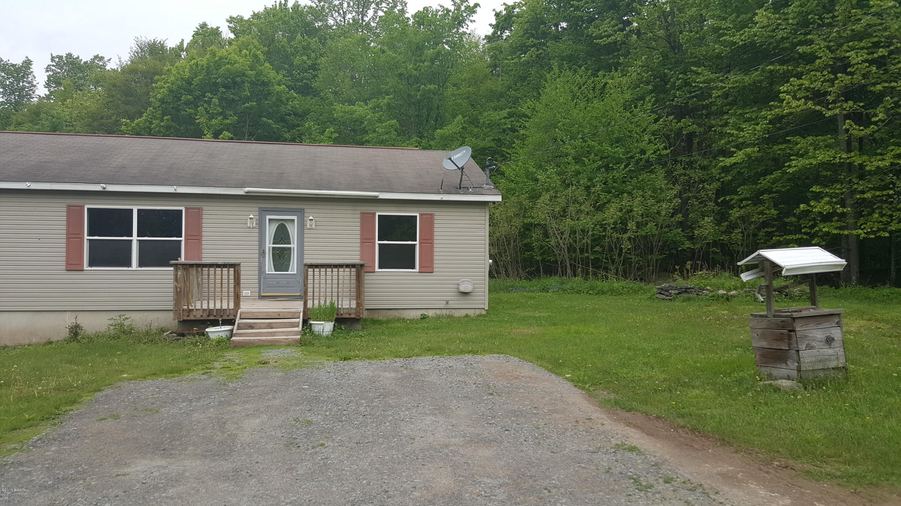 219 Hathaway Road Equinunk, PA 18417 - Photo 4 of 65