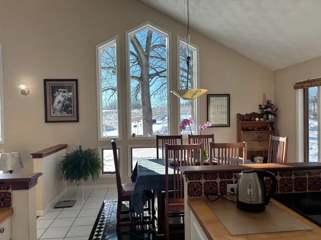 $765,000 | 8675 Philippine Road, South Wayne, WI 53587