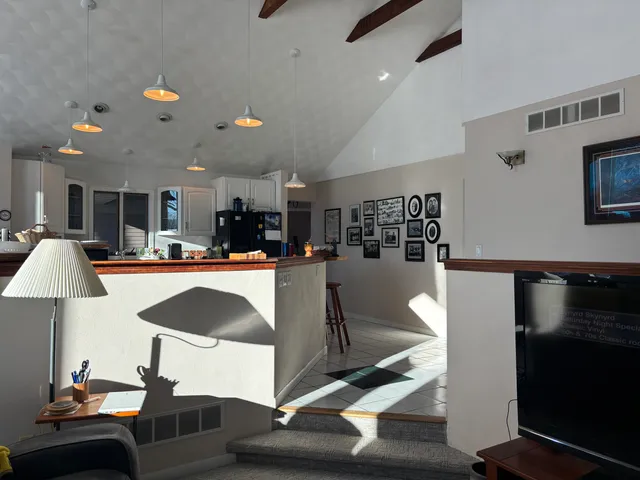 $765,000 | 8675 Philippine Road, South Wayne, WI 53587