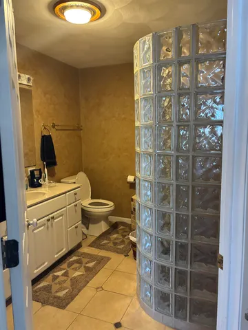 $765,000 | 8675 Philippine Road, South Wayne, WI 53587