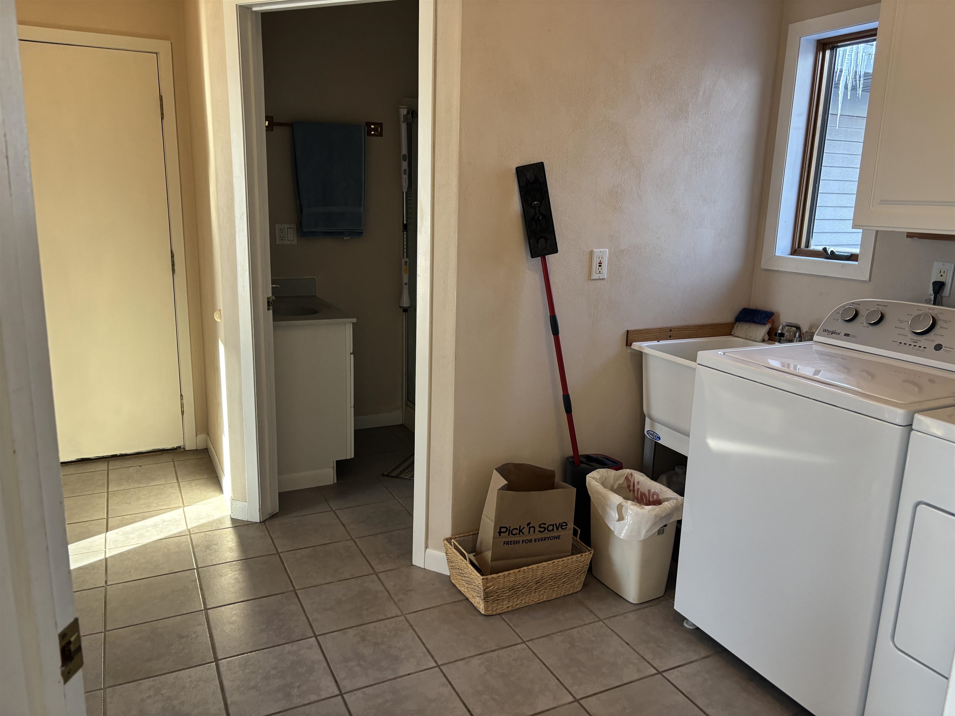 8675 Philippine Road South Wayne, WI 53587 - Photo 48 of 72