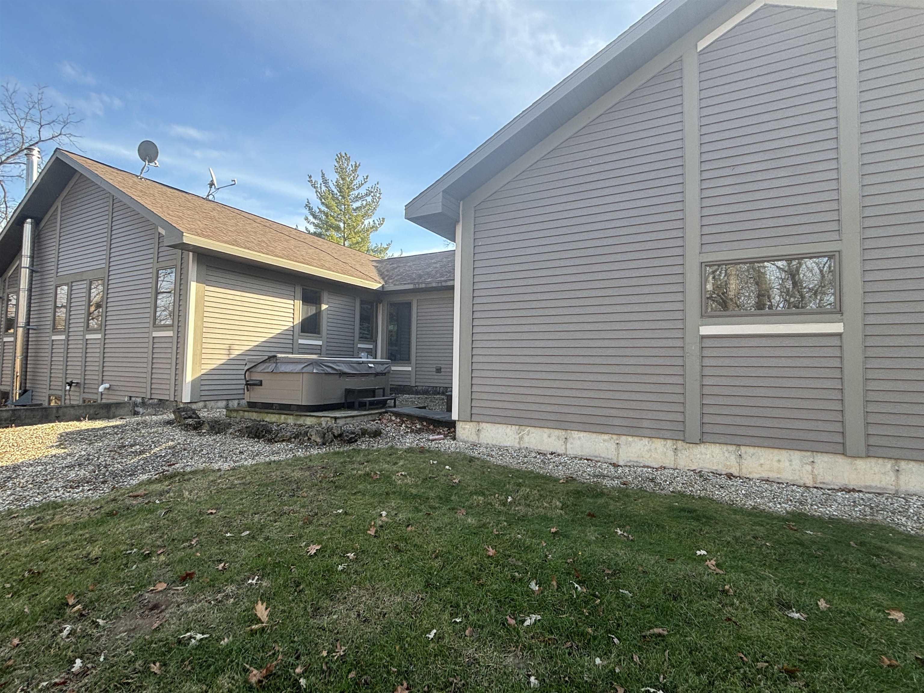 8675 Philippine Road South Wayne, WI 53587 - Photo 5 of 72