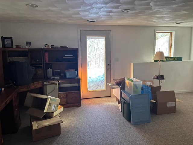 $765,000 | 8675 Philippine Road, South Wayne, WI 53587