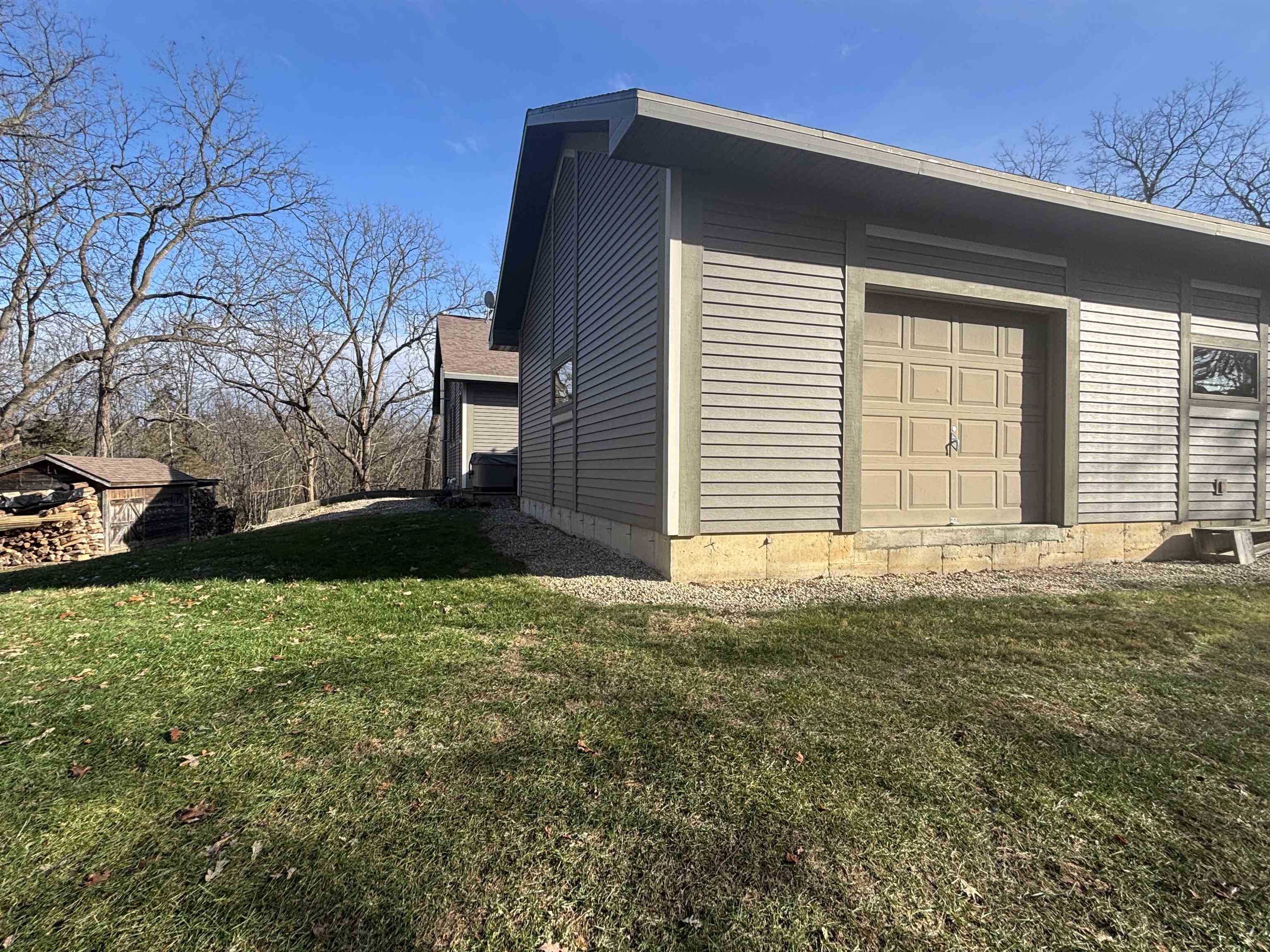 8675 Philippine Road South Wayne, WI 53587 - Photo 10 of 72