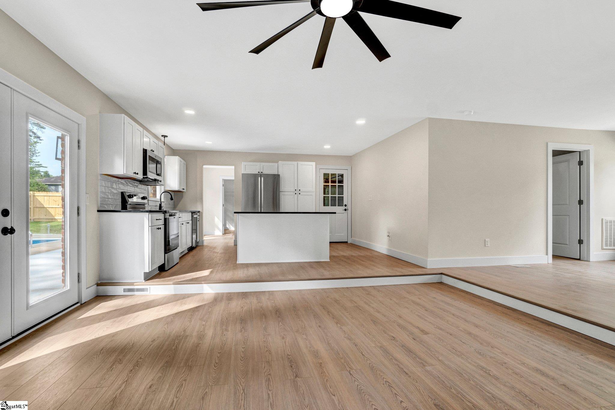 200 Ladbroke Road Greenville, SC 29615 - Photo 11 of 33 Gallery Image 11