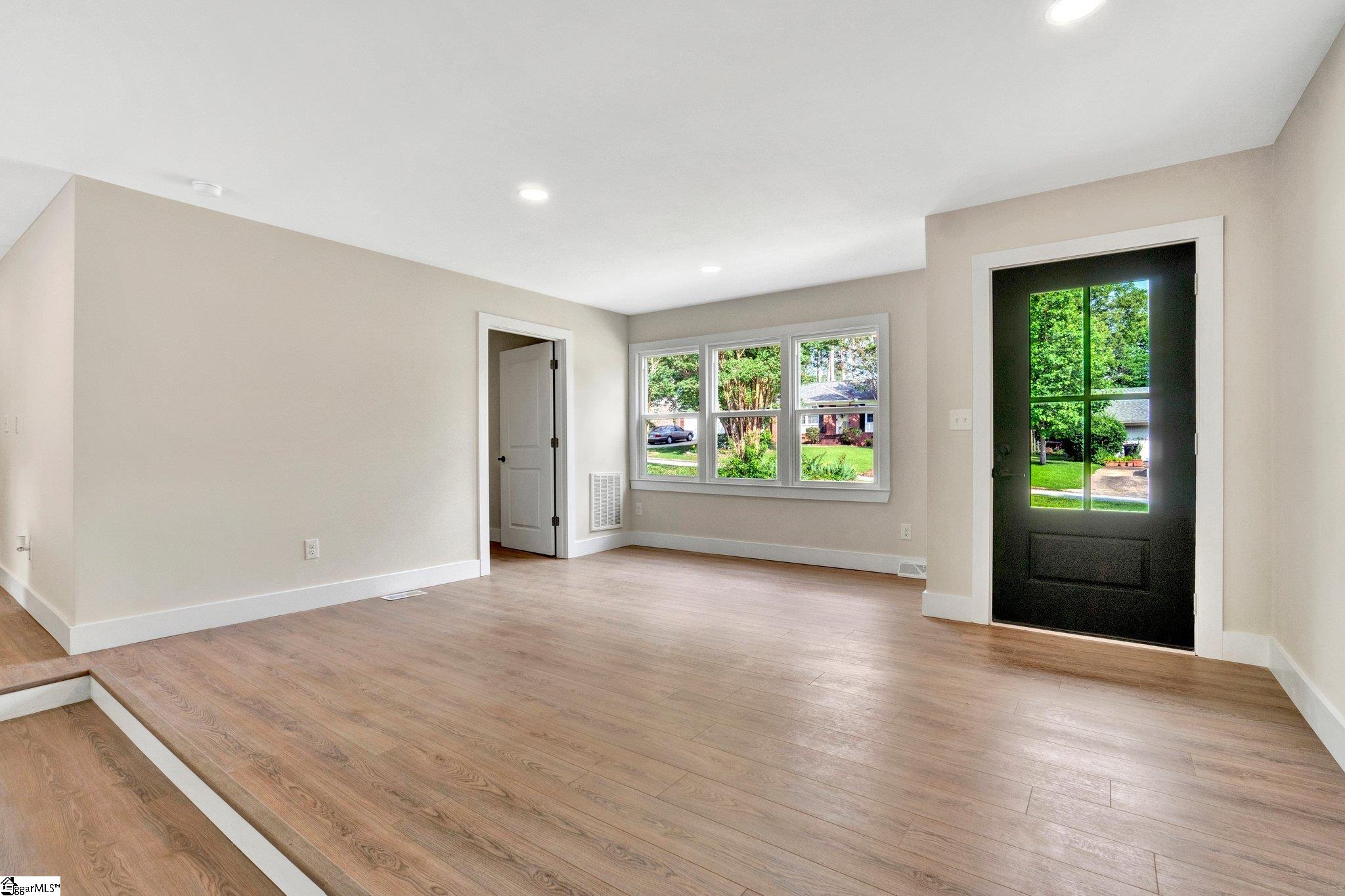 200 Ladbroke Road Greenville, SC 29615 - Photo 25 of 33 Gallery Image 25