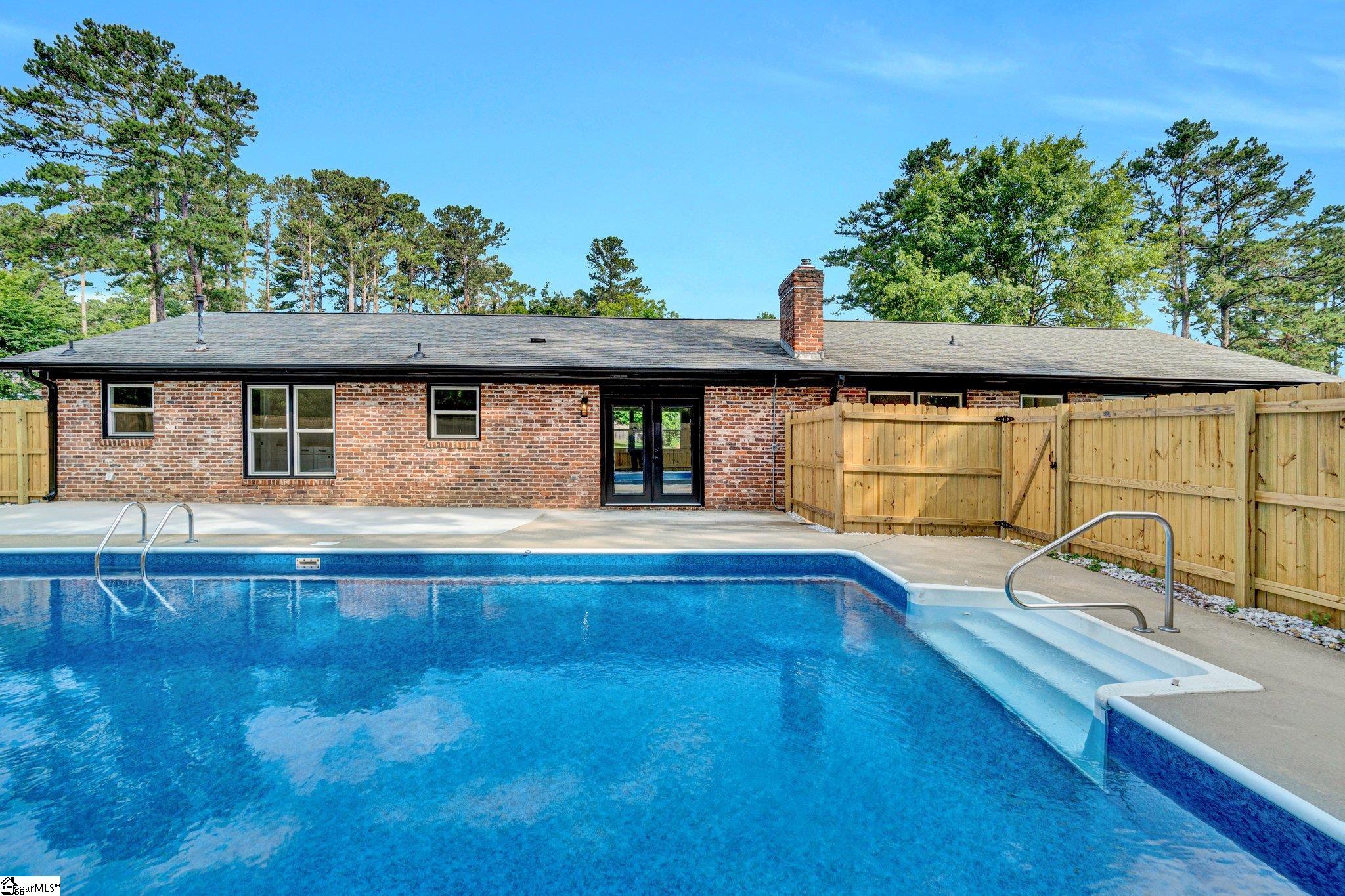 200 Ladbroke Road Greenville, SC 29615 - Photo 30 of 33 Gallery Image 30