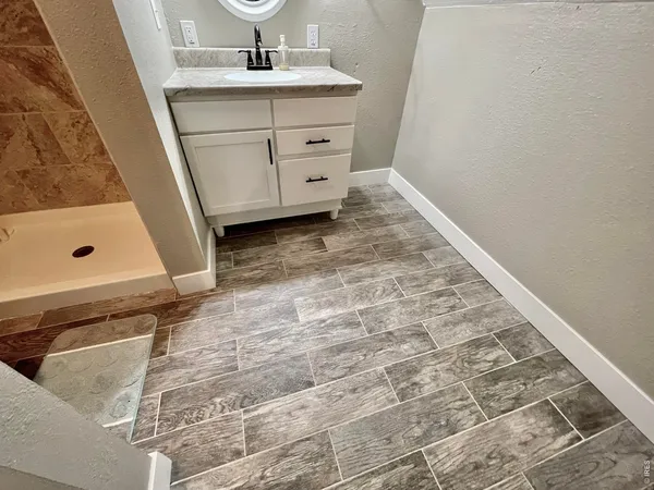 $325,000 | 304 South High School Avenue, Holyoke, CO 80734