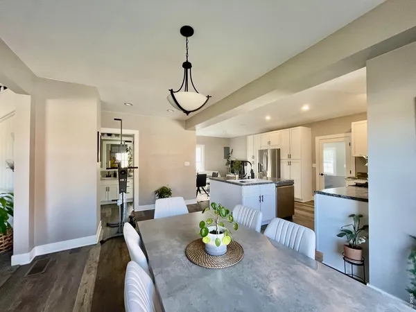 $325,000 | 304 South High School Avenue, Holyoke, CO 80734