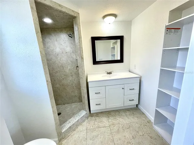 $250,000 | 700 Dolphin Parkway, Punta Gorda, FL 33950