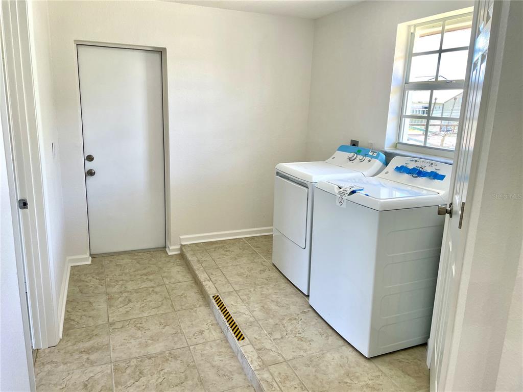 700 Dolphin Parkway Punta Gorda, FL 33950 - Photo 28 of 45