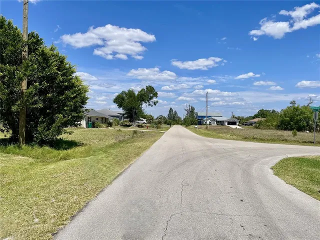 $250,000 | 700 Dolphin Parkway, Punta Gorda, FL 33950