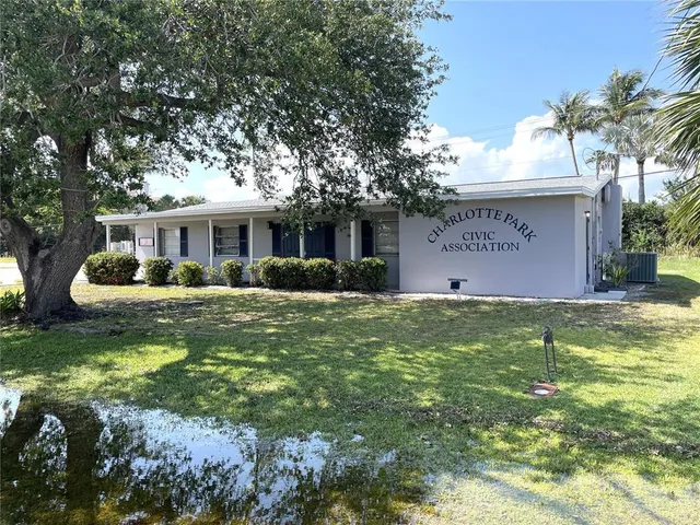 $250,000 | 700 Dolphin Parkway, Punta Gorda, FL 33950