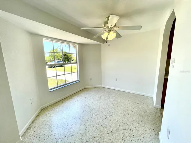 $250,000 | 700 Dolphin Parkway, Punta Gorda, FL 33950