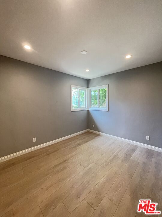 280 Grandview Street Pasadena, CA 91104 - Photo 15 of 34 a view of an empty room and window