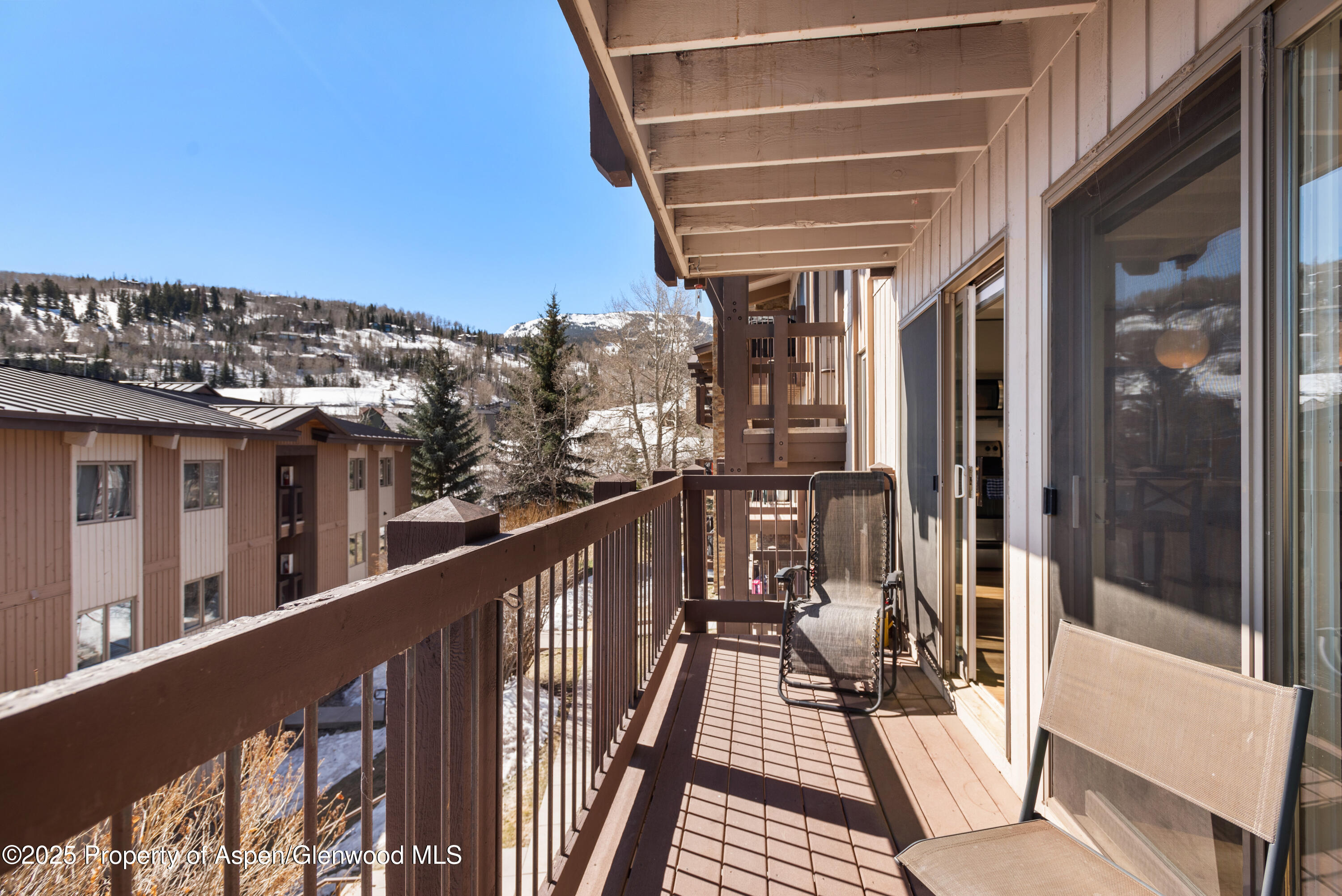 35 Upper Woodbridge Road, Unit 34CD Snowmass Village, CO 81615 - Photo 9 of 22 a view of balcony