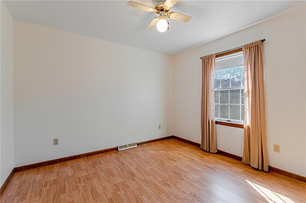 236 Brehm Road Washington, PA 15301 - Photo 20 of 24 Gallery Image 20