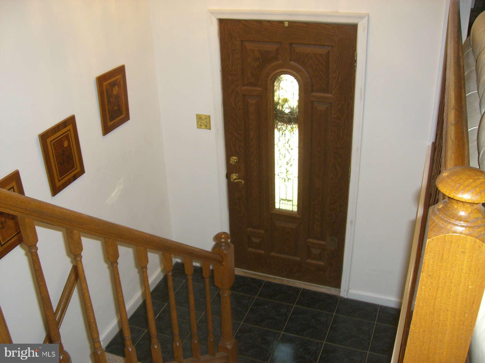 10256 Greystone Road Manassas, VA 20111 - Photo 2 of 23 Interior (General)