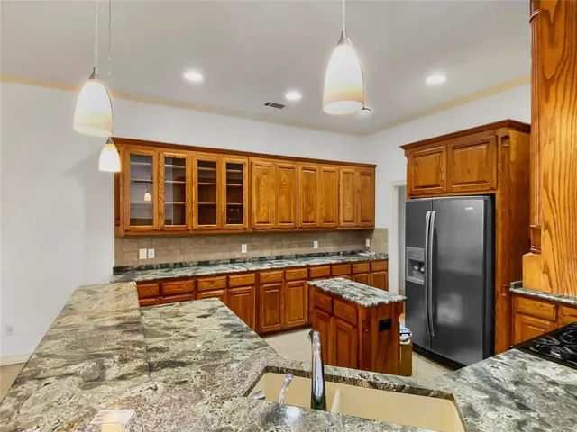 $3,300 | 612 Olympic, Richardson, TX 75081