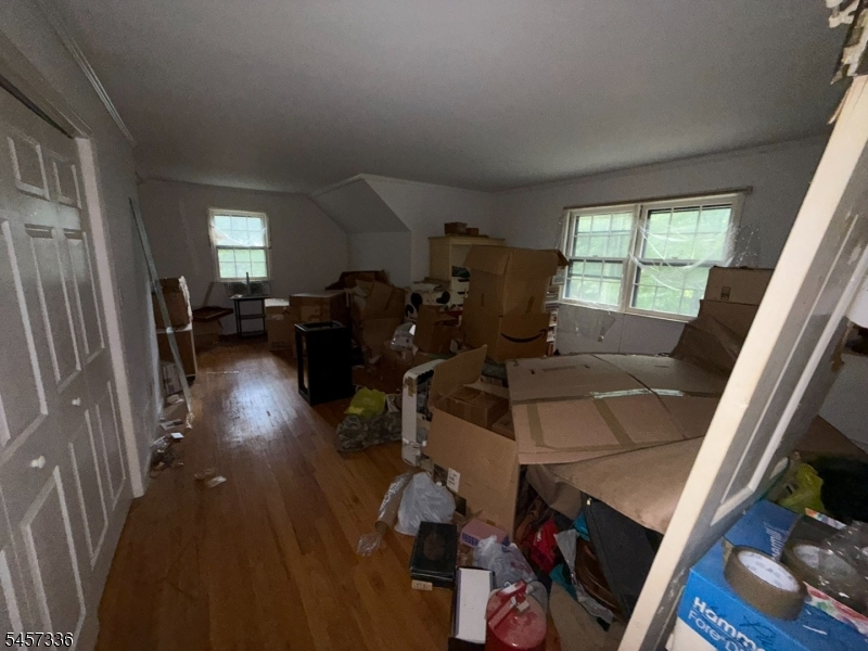5 Rocky Heights Road Denville, NJ 07950 - Photo 9 of 14 Gallery Image 9