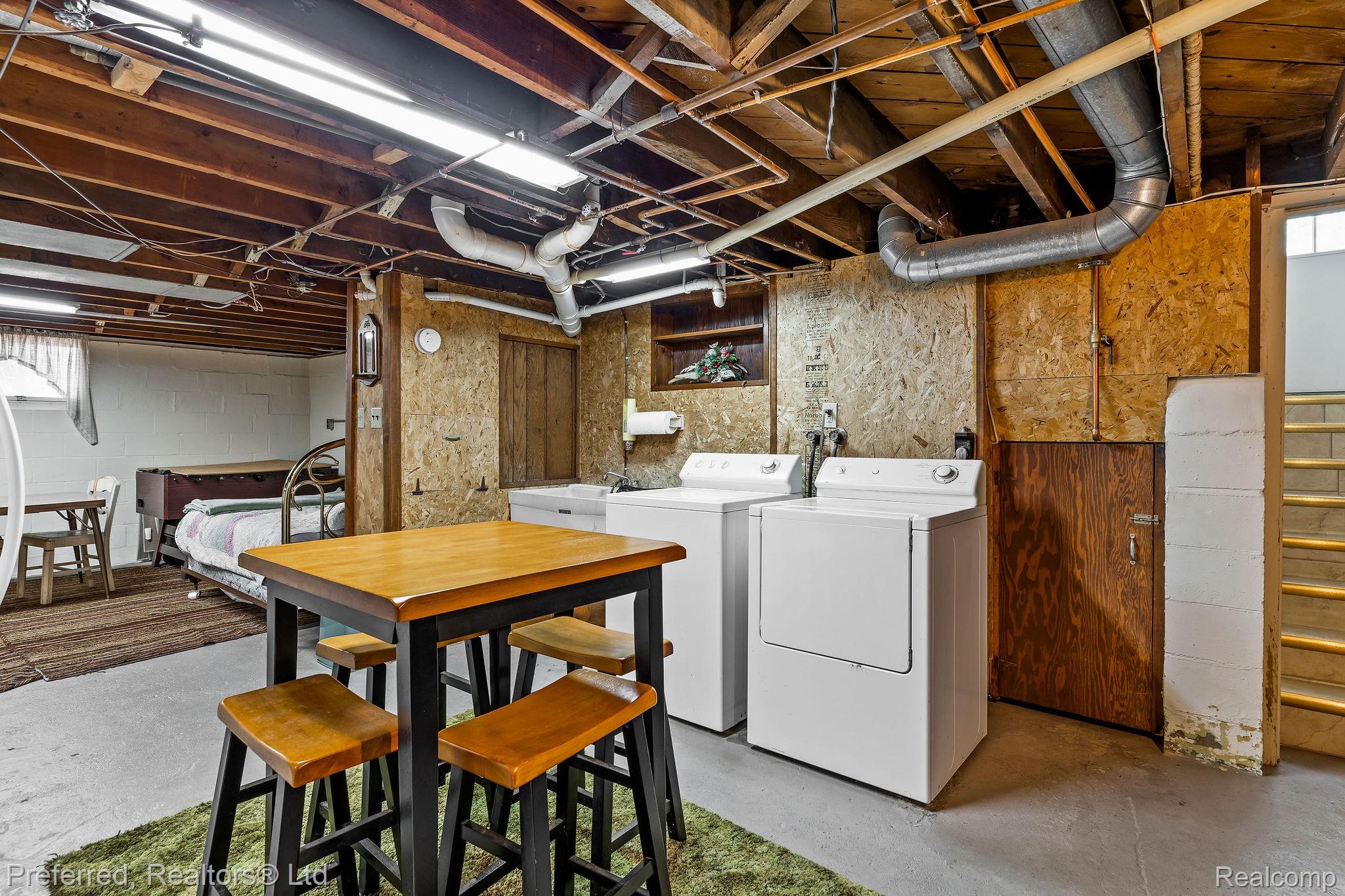 3792 Wheeler Road Bay City, MI 48706 - Photo 24 of 35 Wheeler39.jpg