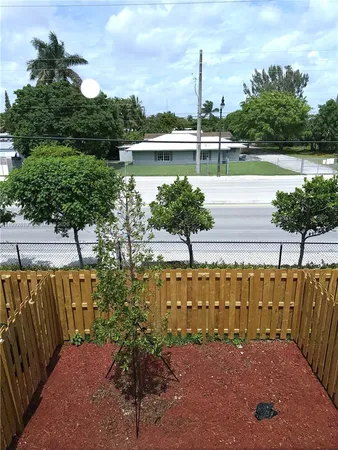 $2,700 | 359 Northeast 16th Street, Florida City, FL 33034