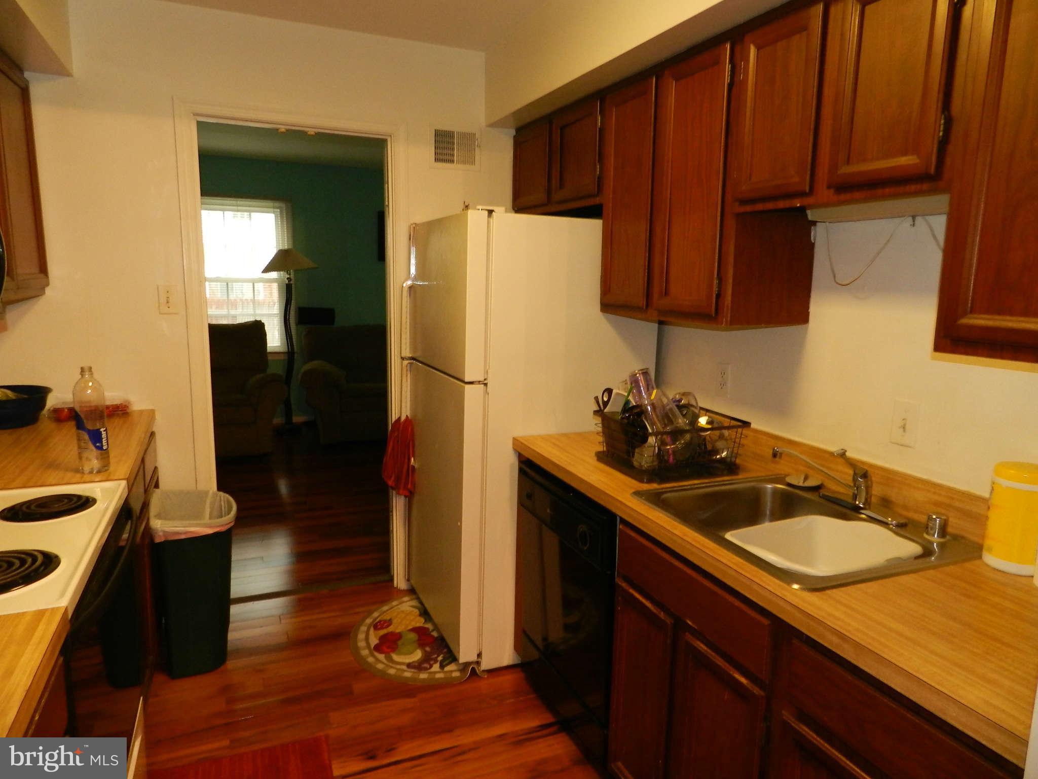 3038 Seminole Road Woodbridge, VA 22192 - Photo 4 of 25 Kitchen
