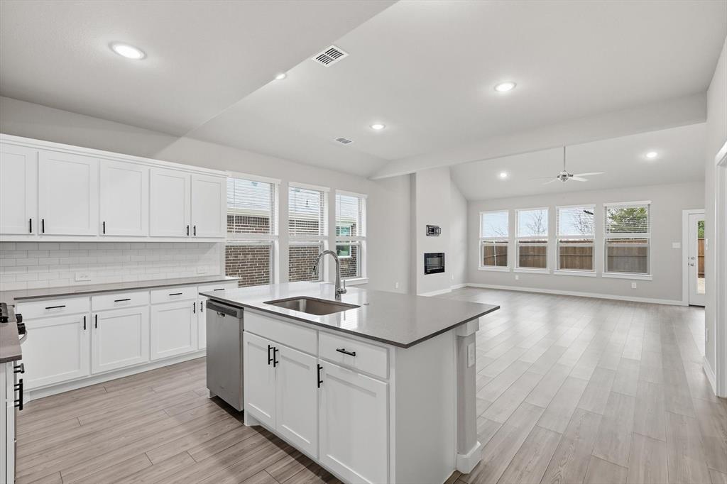 2320 Spring Side Drive Royse City, TX 75189 - Photo 6 of 25