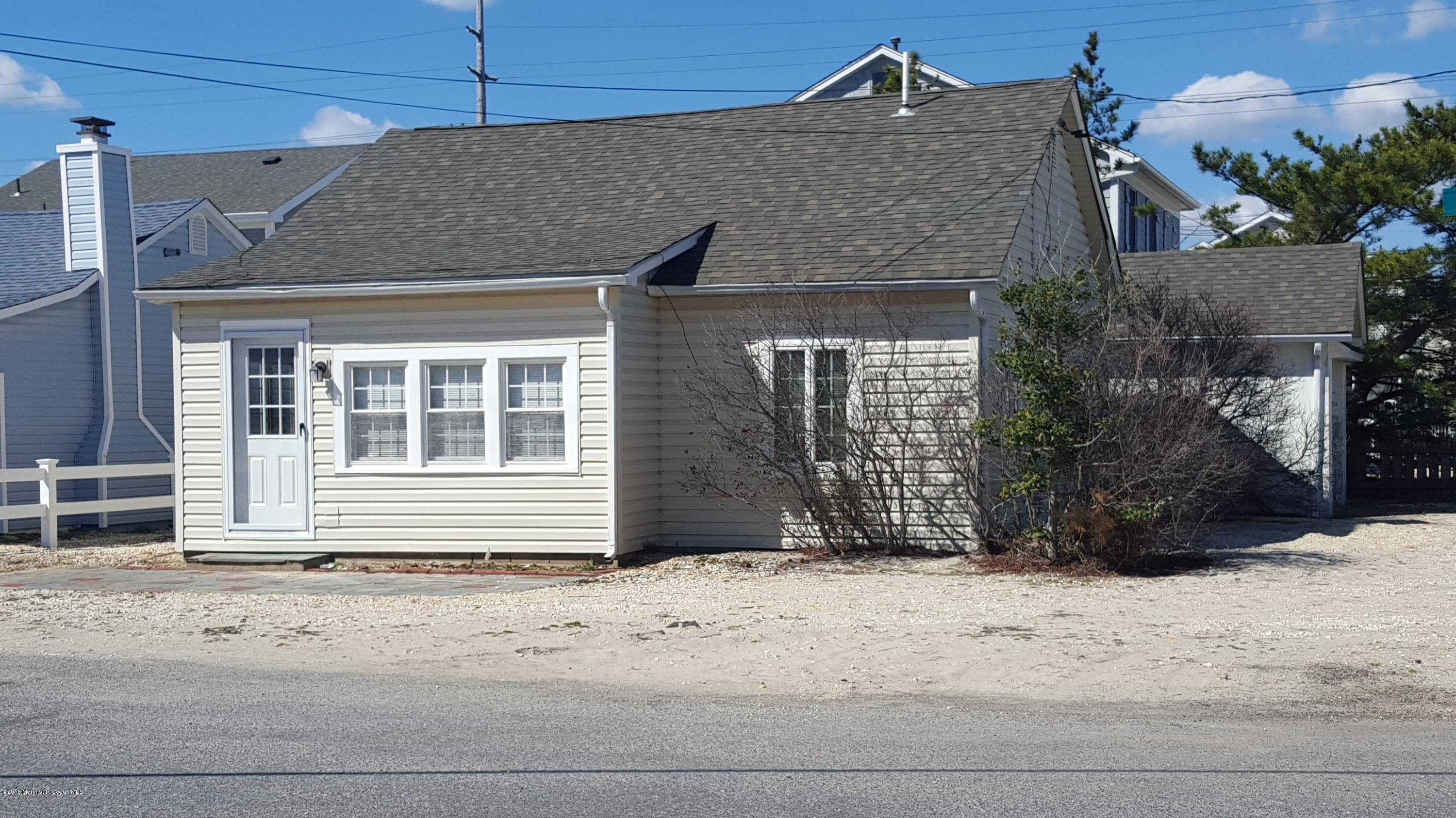 65 Boatmans Road Lavallette, NJ 08735 - Photo 5 of 19 65 Boatmans (2)