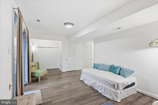 $600,000 | 5820 Watermark Circle, Centreville, VA 20120