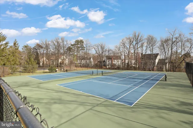 $600,000 | 5820 Watermark Circle, Centreville, VA 20120