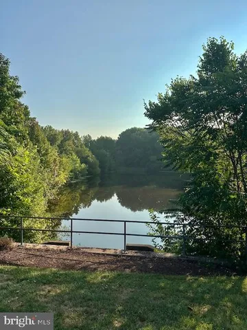 $600,000 | 5820 Watermark Circle, Centreville, VA 20120