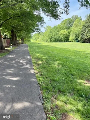 $600,000 | 5820 Watermark Circle, Centreville, VA 20120