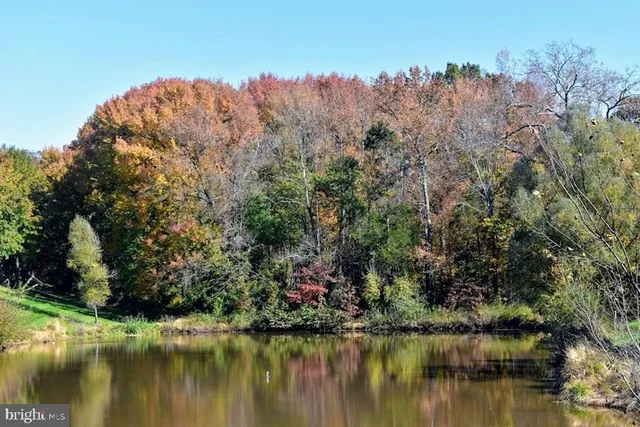 $600,000 | 5820 Watermark Circle, Centreville, VA 20120