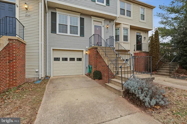 $600,000 | 5820 Watermark Circle, Centreville, VA 20120