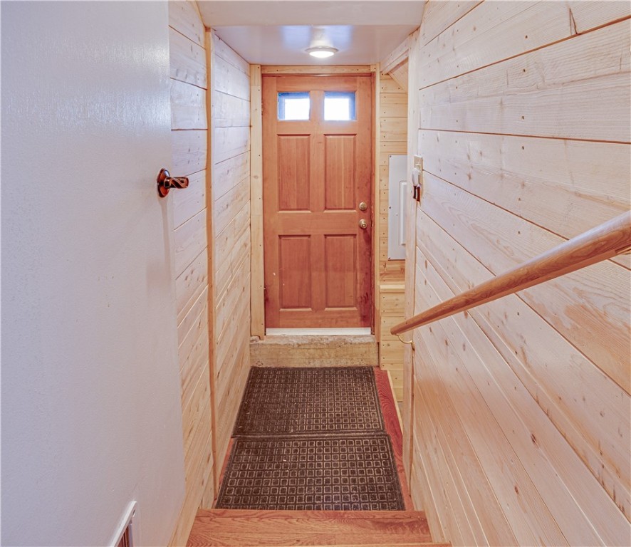 173 Oregon Avenue Woonsocket, RI 02895 - Photo 21 of 27