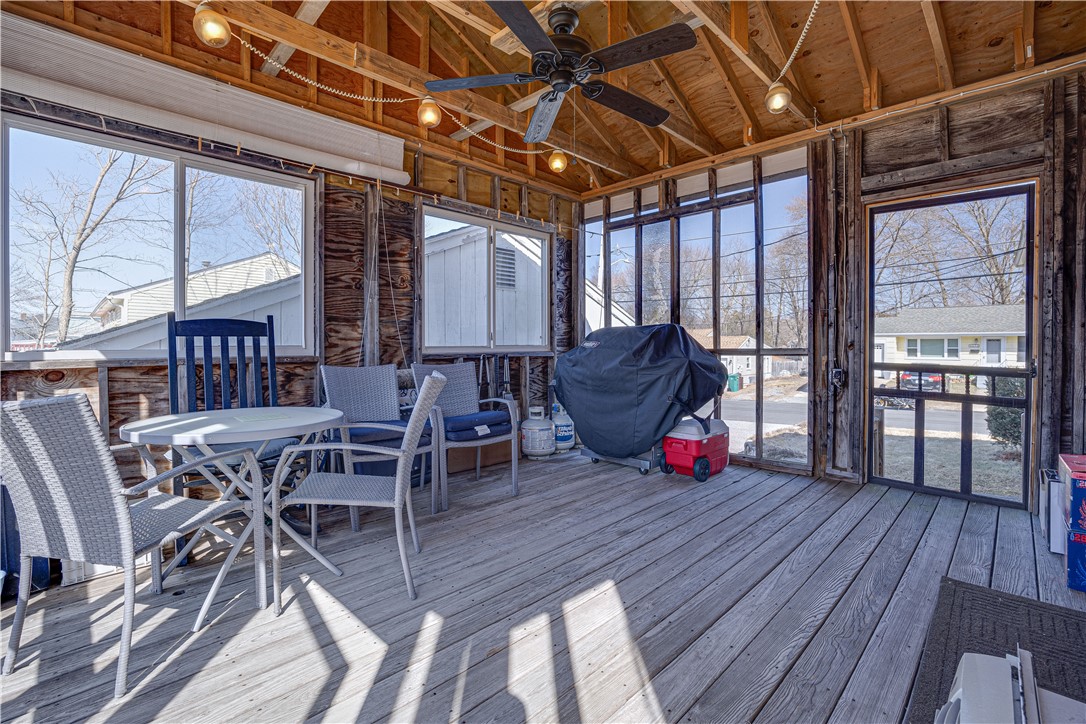 173 Oregon Avenue Woonsocket, RI 02895 - Photo 9 of 27