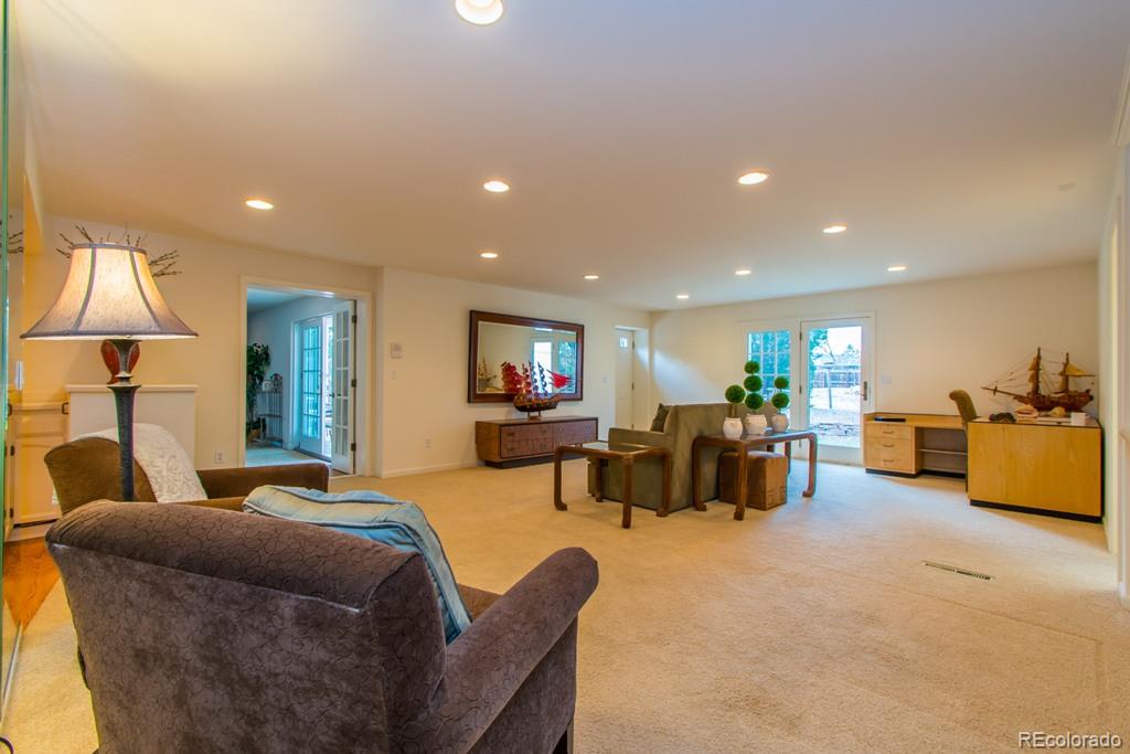 925 Front Range Road Littleton, CO 80120 - Photo 14 of 35 Gallery Image 14