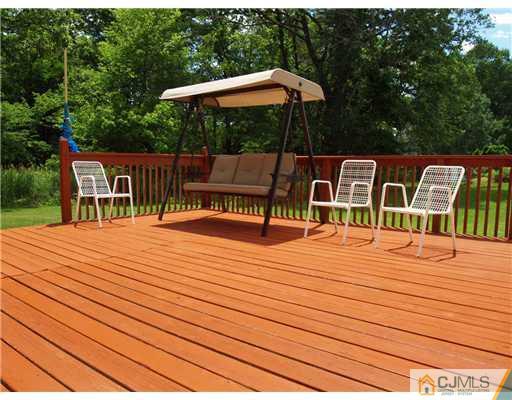 1 Meredith Road Edison, NJ 08817 - Photo 16 of 19