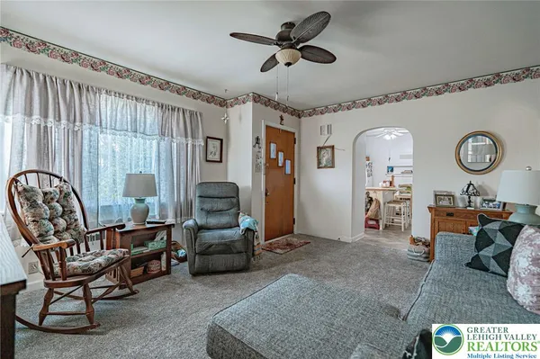 $275,000 | 4250 Main Street, Whitehall, PA 18052