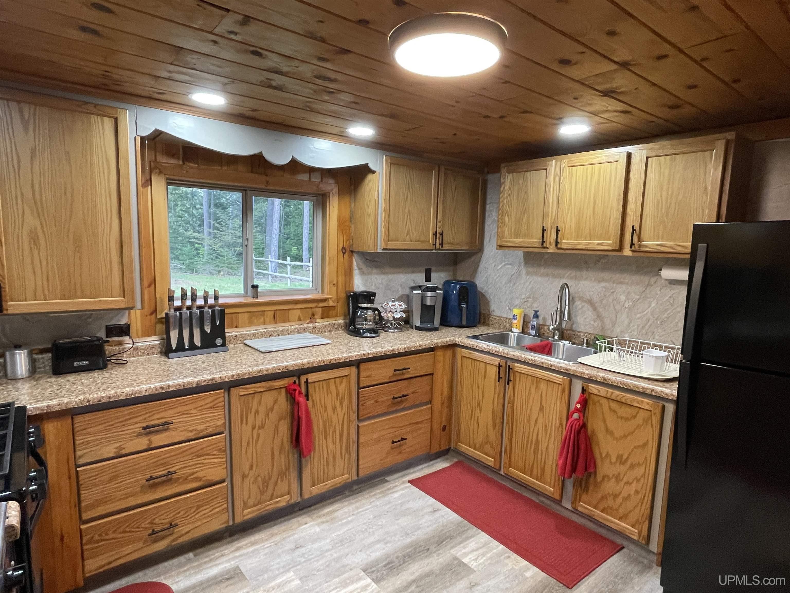 6627 West Co Road Manistique, MI 49854 - Photo 12 of 33